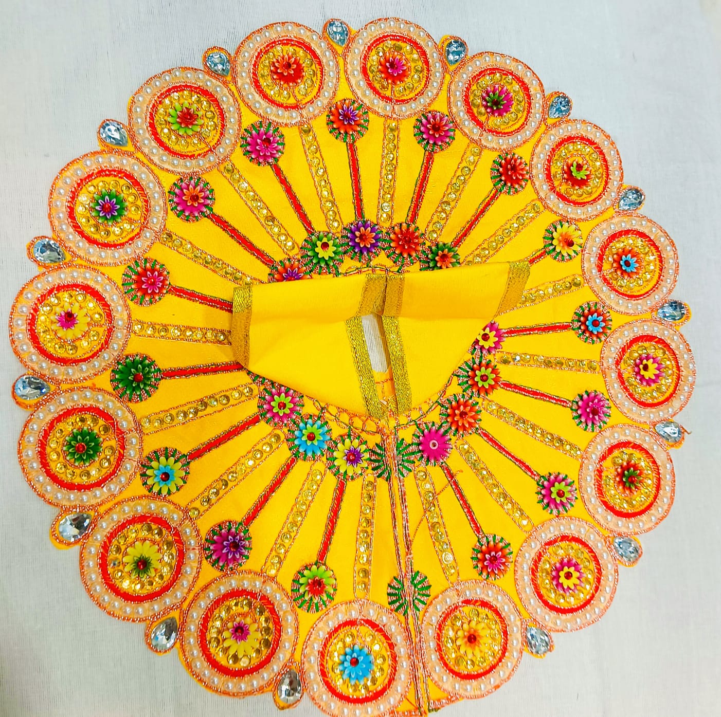 Floral Yellow Decorative Laddu Gopal Poshak